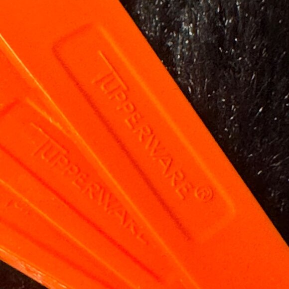 Tupperware Orange Plastic Measuring Spoons Set Of 5 With 1/8 To 1 Tsp - Picture 5 of 6